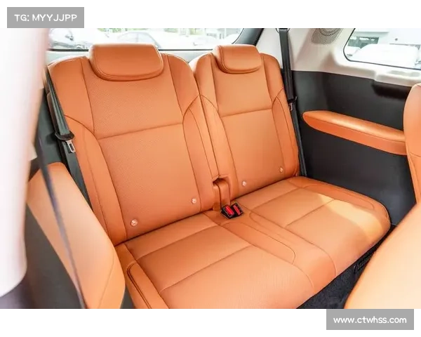 从选车到提车:零跑 C16 2026 款增程式 6 座版的家用体验 从选车到提车:零跑 C16 2026 款增程式 6 座版的家用体验